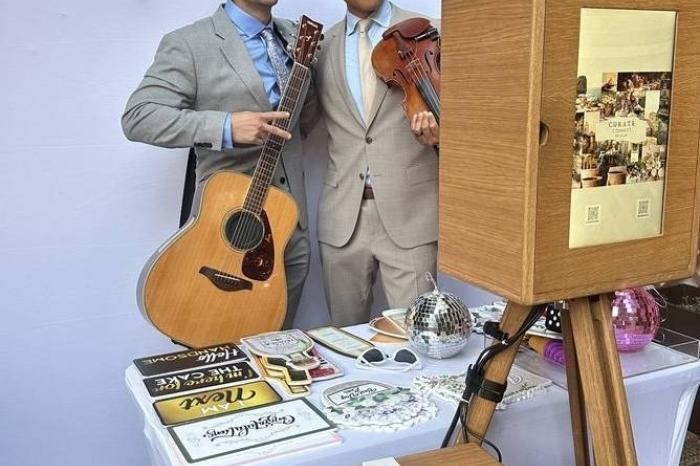 Stay Golden Photo Booth - Wedding  in San Dimas, Los Angeles County, California