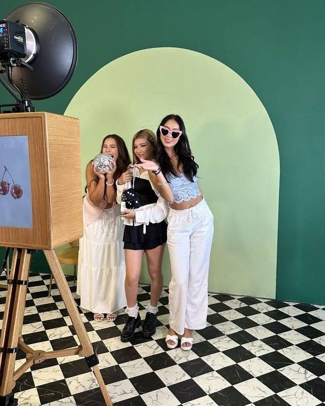 Stay Golden Photo Booth - Wedding  in San Dimas, Los Angeles County, California